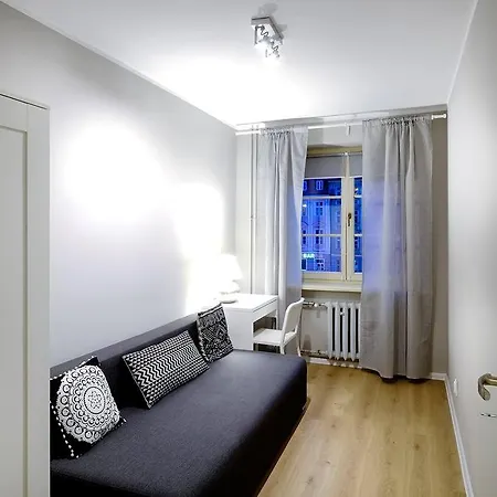 City Center Psie Budy Appartement *
